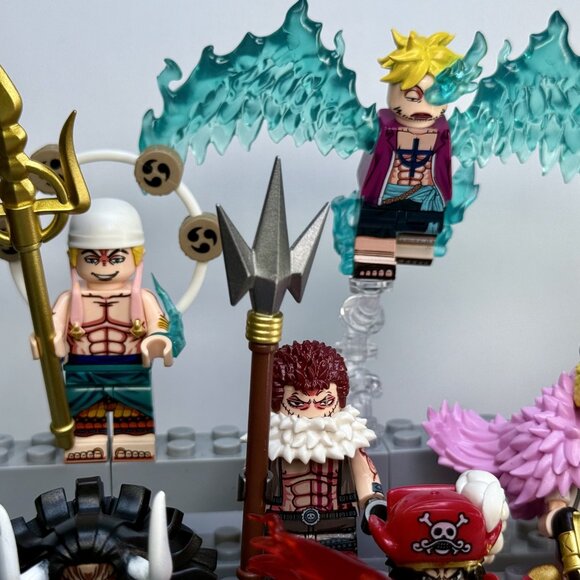 One Piece Custom Minifigure Set – Kaido, Roger, Whitebeard, Doflamingo(8pcs) - Picture 4 of 7